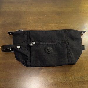 Kipling cosmetics bag